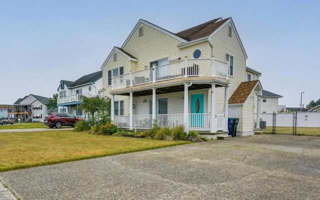 Brigantine Getaway: Walk to the Beach!