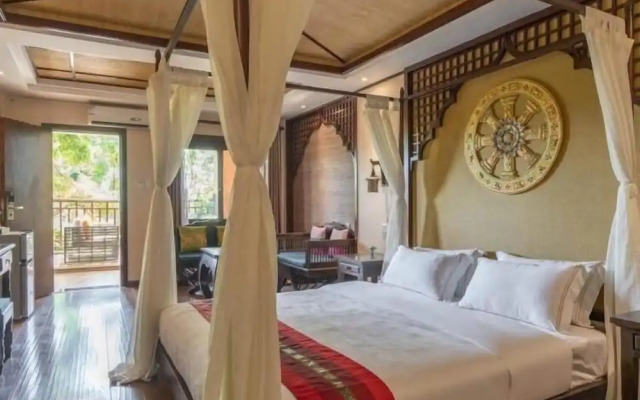 Floral Hotel Roaring Elephant