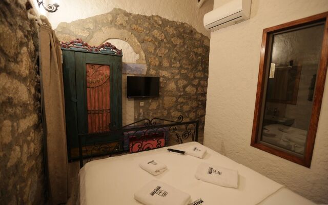 Mahzen Alacati Butik Otel