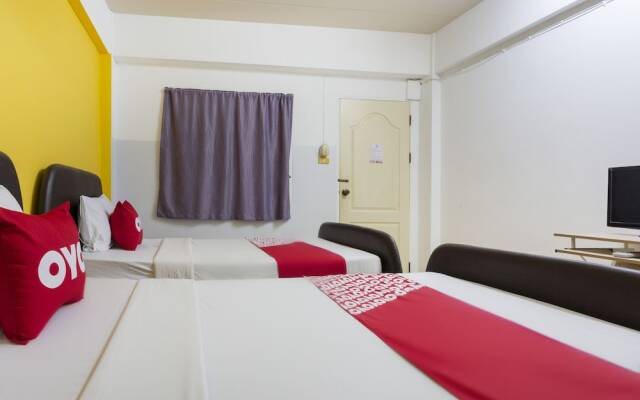 OYO 891 Wiangchomphu