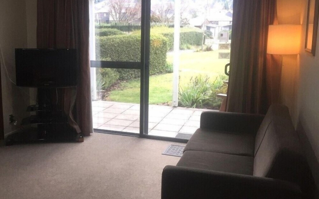 18 Jollies Pass Rd - Garden Studio 345