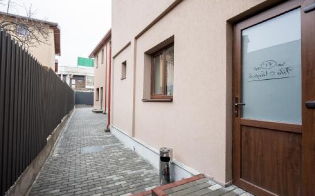 Vila Nicopole - art & wine