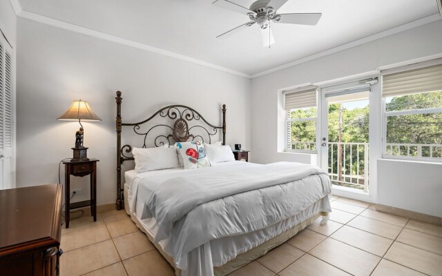 Hut Pointe #5 2 Bedroom Apts
