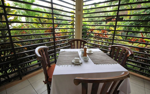 Rossa Garden Hotel