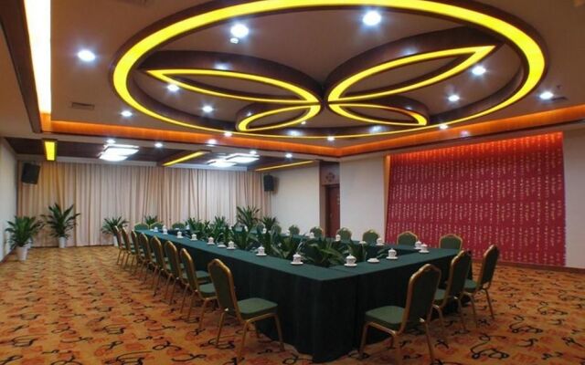March Flower International Hotel