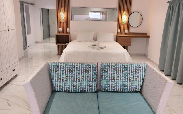 Penthouse - Soli Deo Gloria - Pearl Studio Apartments