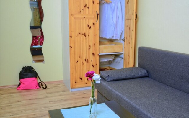 GoVienna Bright River Apartment