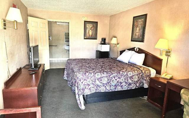 Macon Days Inn