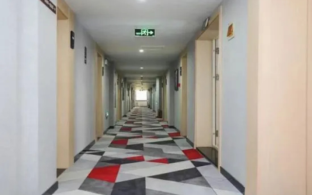 Shankee Hotel (Lüliang Fenyang Medical University Fenyang College) – Hotel Rooms – Luliang