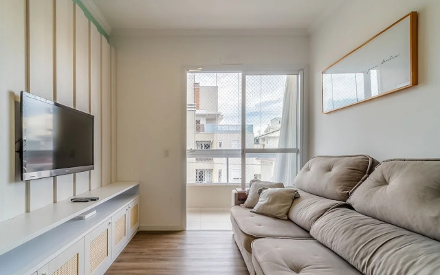 Apt w/ Gourmet Balcony 800m From the Beach Cbe0201