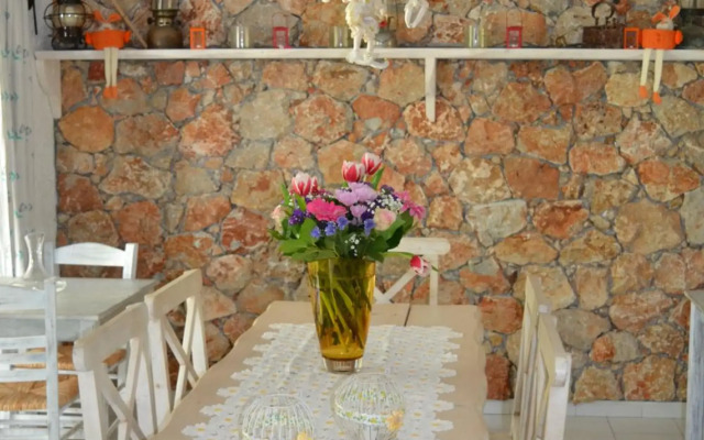 Irini Hotel