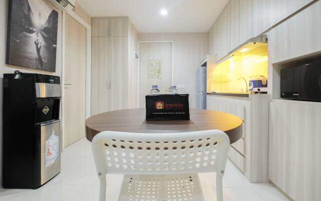Elegant and Comfy Studio Azalea Suites Apartment Cikarang
