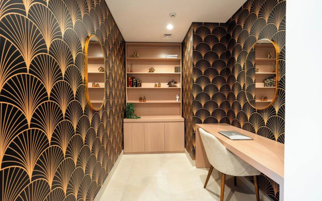 KeyRock Living - Golf Gate Apartment