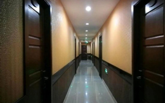 Xinhua Hostel