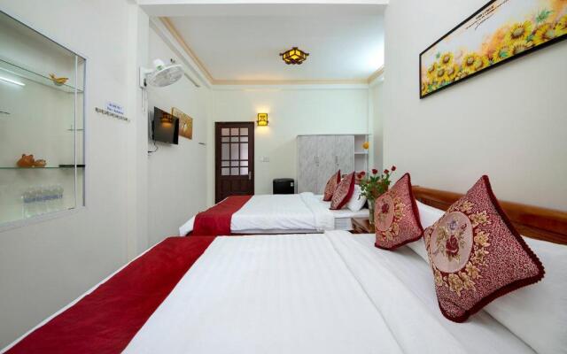 Red Lotus Homestay