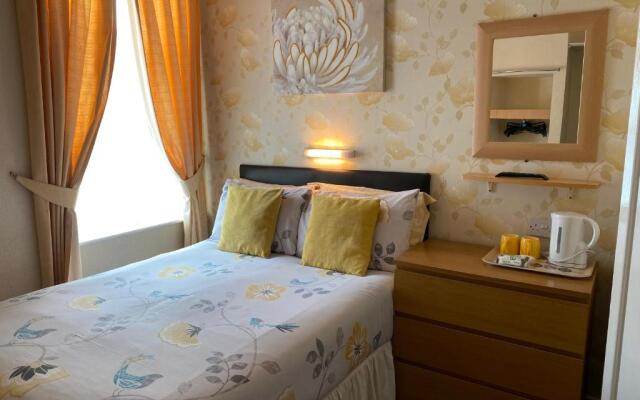 Clifton Private Hotel