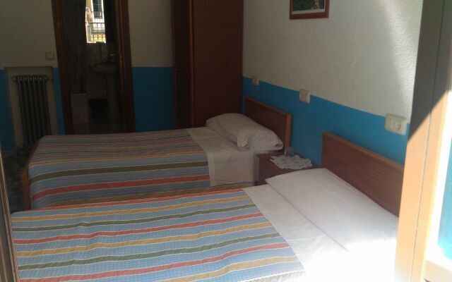 Hostal Palacios Fuencarral