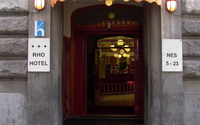 Rho Hotel