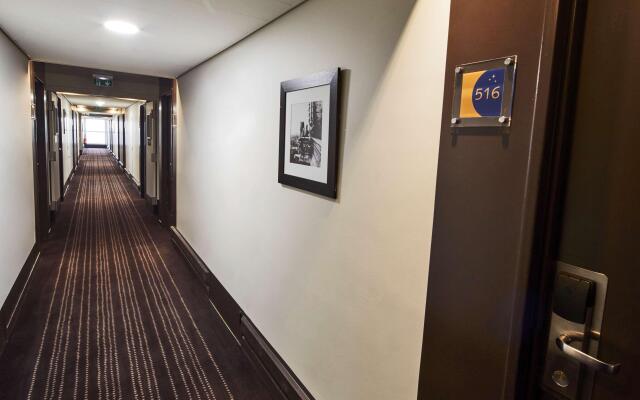 Hotel Campanile Le Bourget