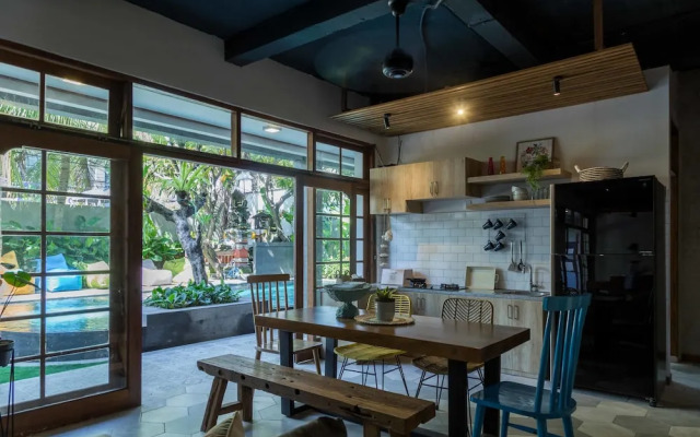 Interconnection Hostel