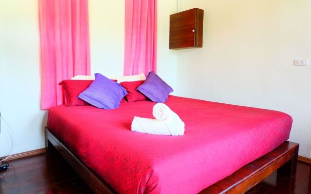 Tree home plus homestay