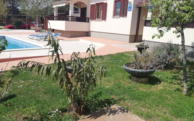 Apartments Rudez