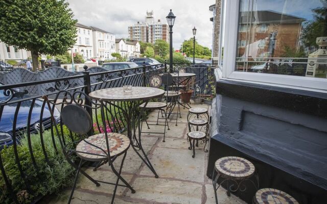 Leicester Hotel