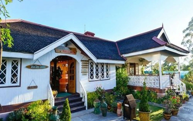 Pine Hill Resort