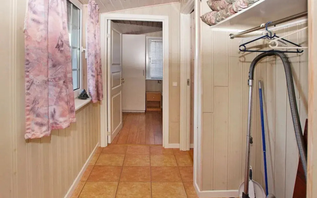 6 Person Holiday Home in Hemmet