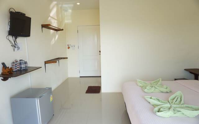 Mountain Green Resort Dansai
