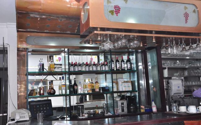 Hotel Laureles 70