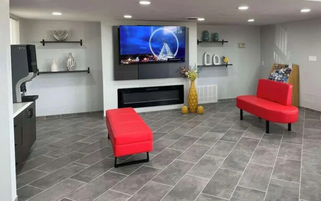 Studio 6 Tulsa, OK Central