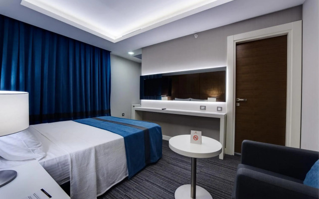 The Menord Hotel