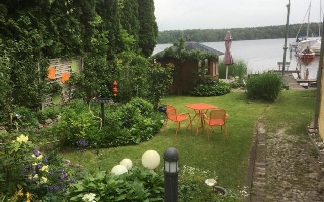 Ferienwohnung am See, Stadtgrenze Berlin