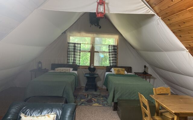 Katherine Lake Lodge