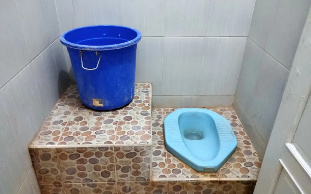 Hotel Keluarga Mekar Jaya Syariah Near UNS Solo