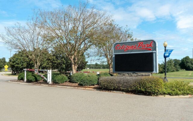 Howard Johnson by Wyndham Aiken