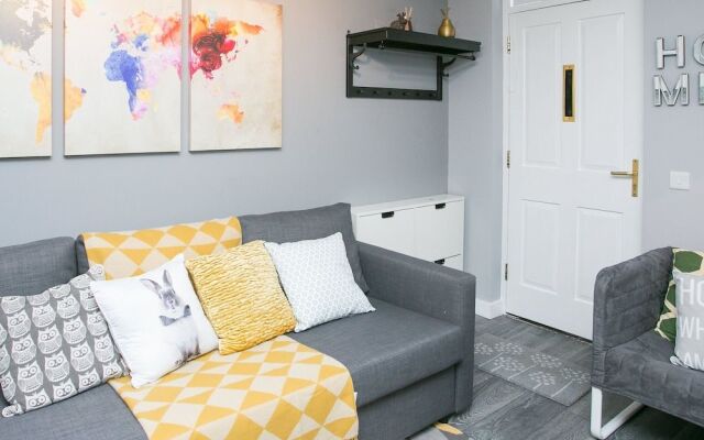 Malone Place Apartment