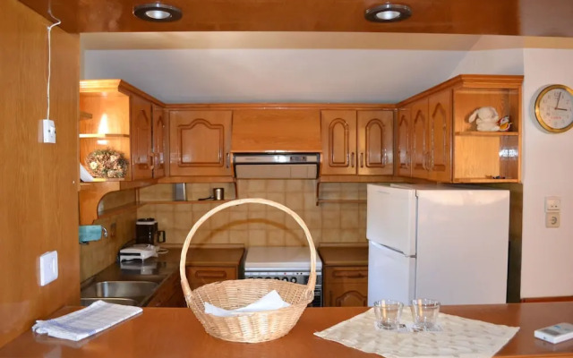 Dimitras House