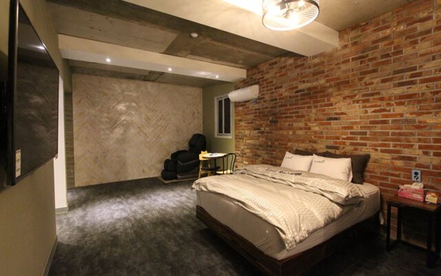 Brown Hotel