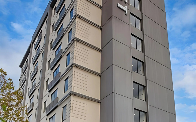 Quest Mascot Serviced Apartments