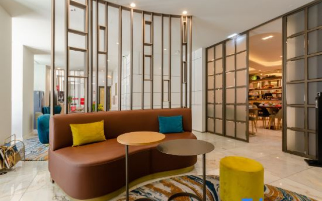 The 7 Hotel, Suites, Studios & Apartments