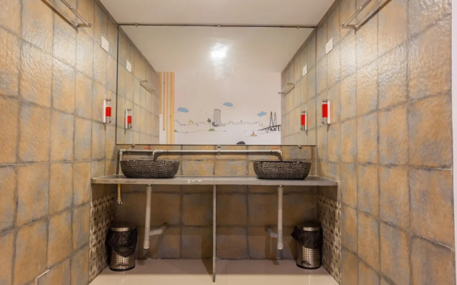 Nap Manor Hostels
