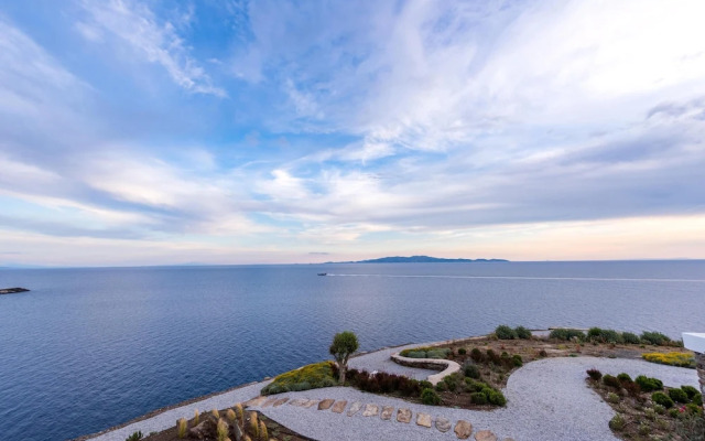 Vathi Bleu Private Villas