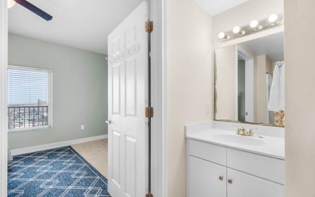 Shores of Panama 2122