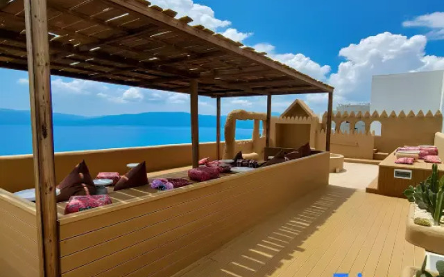 Fuxian Lake Wuluojia · Light Luxury Resort Hotel (Fuxian Lake Scenic Area Wetland Park Branch)