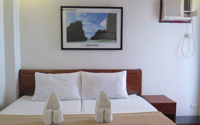 Dayunan El Nido Tourist Inn