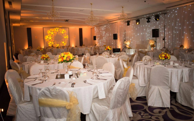 Century Park Hotel