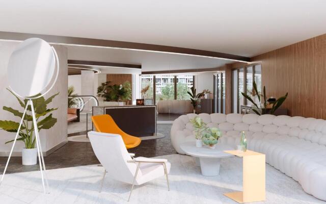 Pullman Paris Montparnasse Hotel