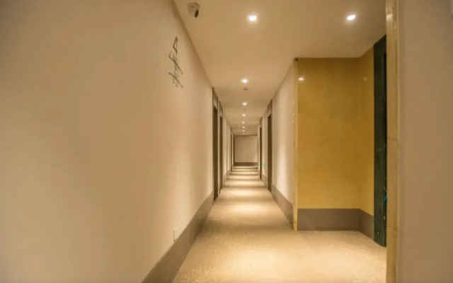HanTing Hotel (Shanghai Jiuting Avenue)